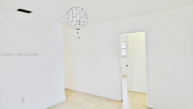 3180 SW 25th Ter 1, Miami, FL 33133