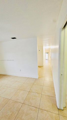 3180 SW 25th Ter 1, Miami, FL 33133