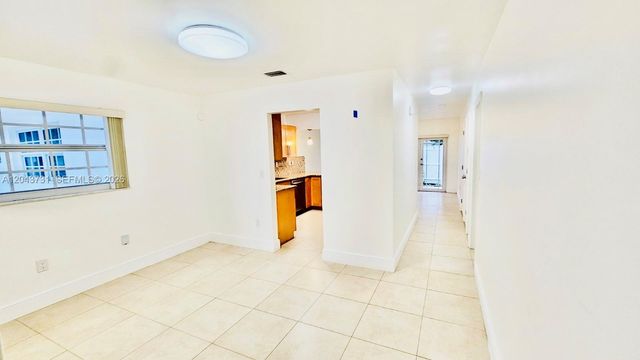 3180 SW 25th Ter 1, Miami, FL 33133