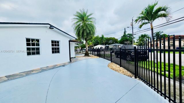 3180 SW 25th Ter 1, Miami, FL 33133