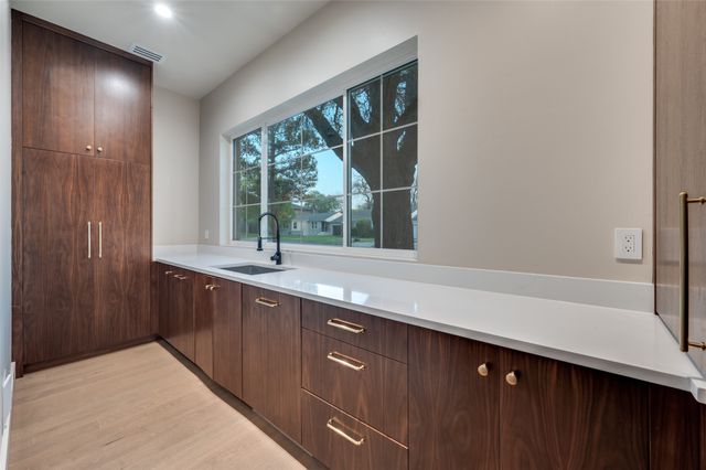 3737 Dunhaven Road, Dallas, TX 75220