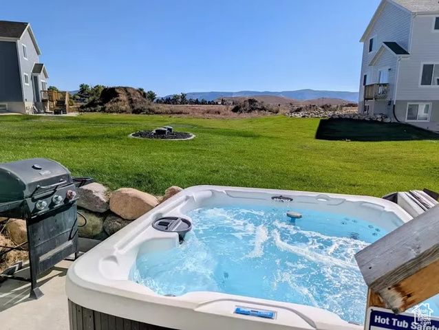 2216 S BEACHCOMBER LN, Garden City, UT 84028