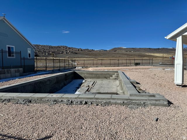 2216 S BEACHCOMBER LN, Garden City, UT 84028