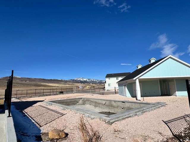 2216 S BEACHCOMBER LN, Garden City, UT 84028