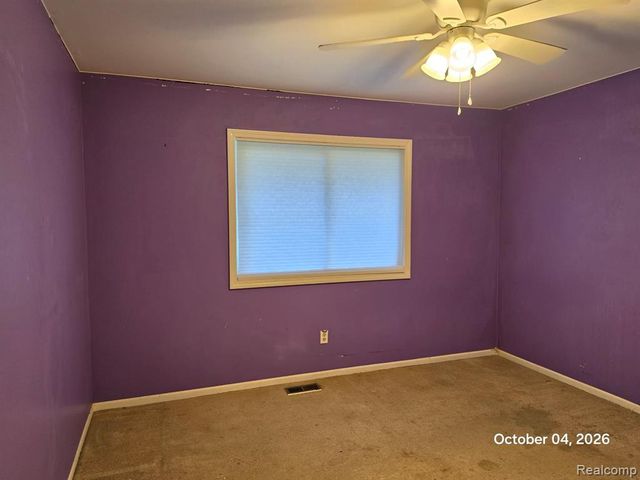 34781 Union Lake Road, Clinton Township, MI 48035