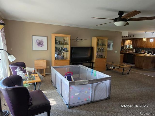 34781 Union Lake Road, Clinton Township, MI 48035