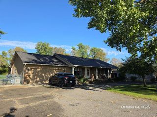 34781 Union Lake Road, Clinton Township, MI 48035