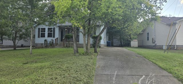 105 Natchez Ct, S, La Vergne, TN 37086