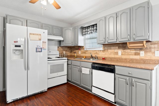 32 Oak Shadows Drive, Wildwood, GA 30757