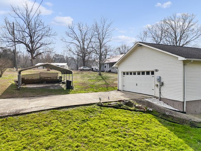 32 Oak Shadows Drive, Wildwood, GA 30757