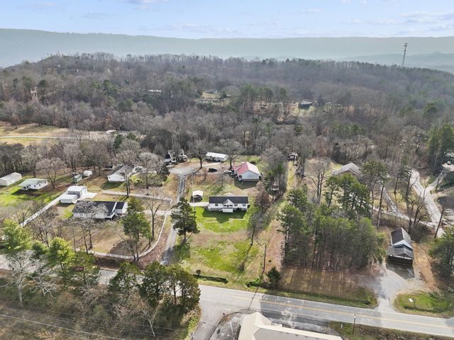 32 Oak Shadows Drive, Wildwood, GA 30757