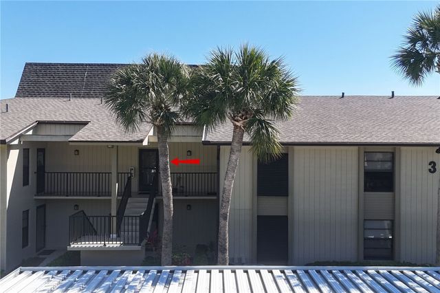 3 Plantation Drive 202, Vero Beach, FL 32966