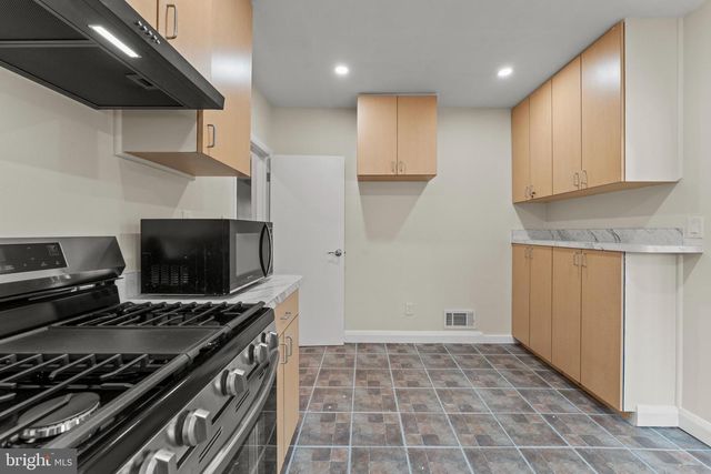 4206 DILLER AVE, Baltimore, MD 21206