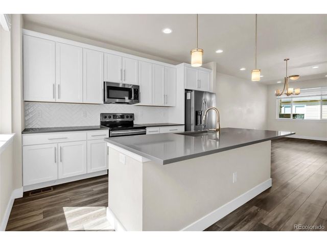 6741 S Tempe Ct, Aurora, CO 80016