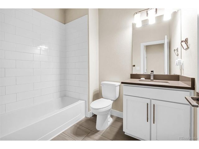 6741 S Tempe Ct, Aurora, CO 80016