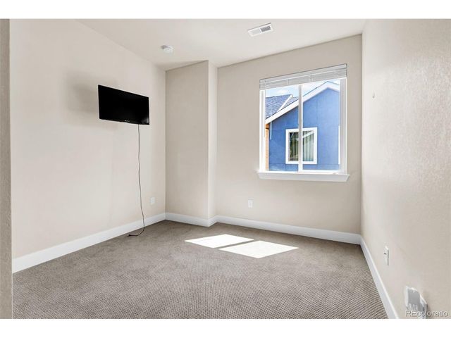 6741 S Tempe Ct, Aurora, CO 80016