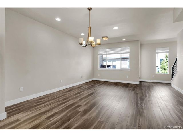 6741 S Tempe Ct, Aurora, CO 80016