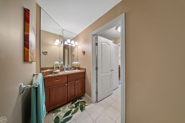 13046 Partridge Run Drive, Shelby Twp, MI 48315