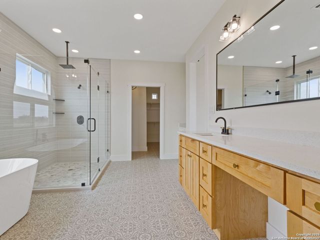 197 LAKE VIEW CIRCLE, La Vernia, TX 78121