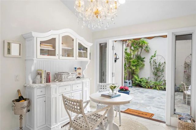 15 Sea Cove, Newport Beach, CA 92660