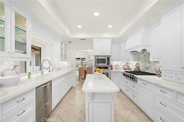 15 Sea Cove, Newport Beach, CA 92660