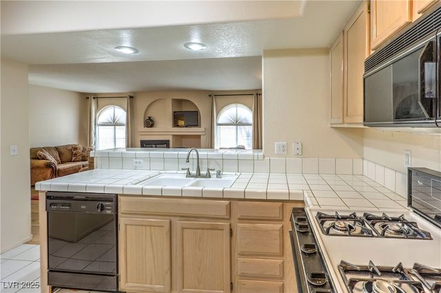 7950 West Flamingo Road 1069, Las Vegas, NV 89147