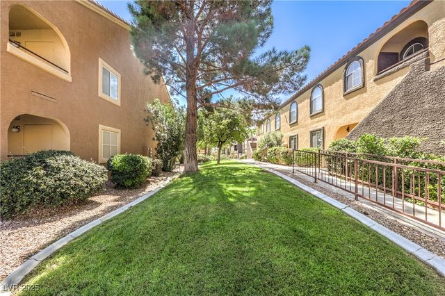 7950 West Flamingo Road 1069, Las Vegas, NV 89147