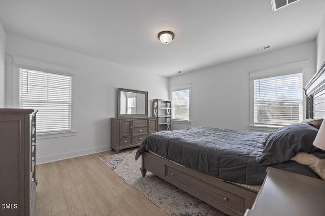 209 Acorn Crossing Road, Holly Springs, NC 27539