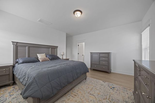 209 Acorn Crossing Road, Holly Springs, NC 27539