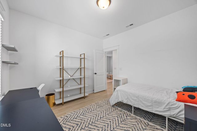 209 Acorn Crossing Road, Holly Springs, NC 27539