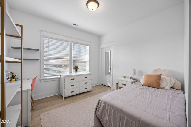 209 Acorn Crossing Road, Holly Springs, NC 27539