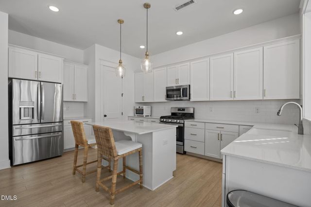 209 Acorn Crossing Road, Holly Springs, NC 27539