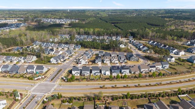 209 Acorn Crossing Road, Holly Springs, NC 27539