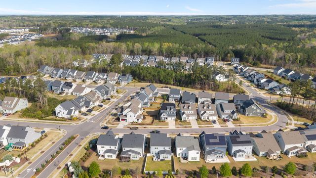 209 Acorn Crossing Road, Holly Springs, NC 27539