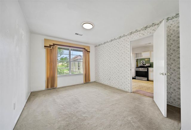 5245 Brinkman Street, Houston, TX 77091