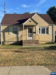 26 Crosby, Paterson, NJ 07503
