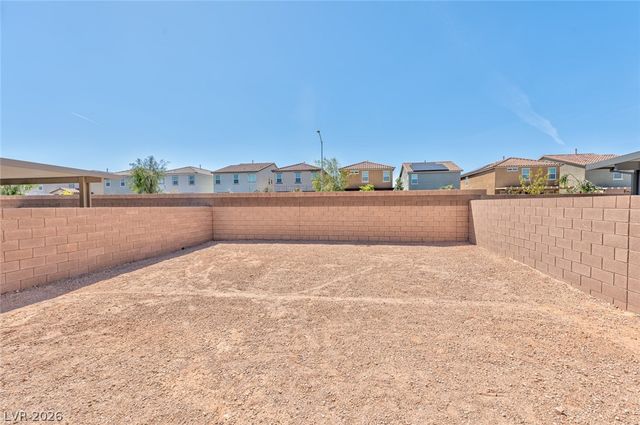 10167 Glowing Amber Street, Las Vegas, NV 89141