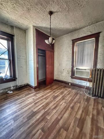 720 N 24th Street, East St Louis, IL 62205