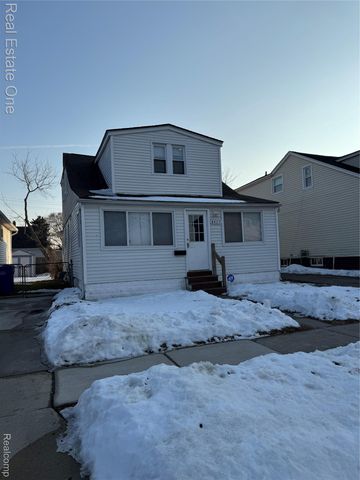 8420 Jewett Avenue, Warren, MI 48089