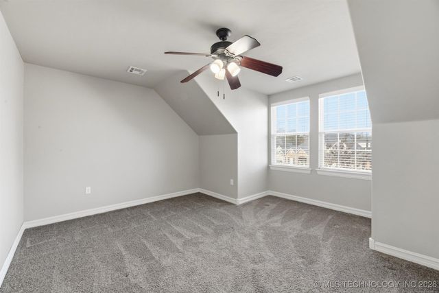 722 W 39th Street S, Sand Springs, OK 74063