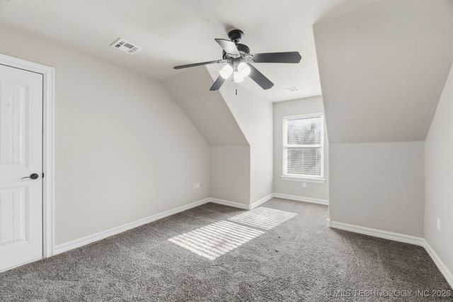 722 W 39th Street S, Sand Springs, OK 74063