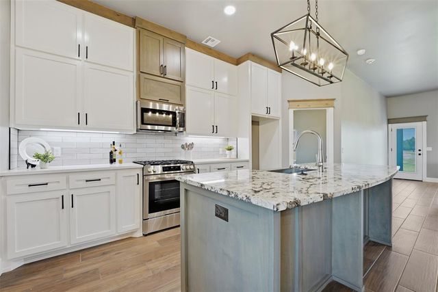 1109 Bridgeview Lane, Tuttle, OK 73089
