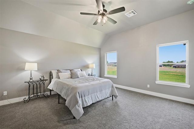 1109 Bridgeview Lane, Tuttle, OK 73089