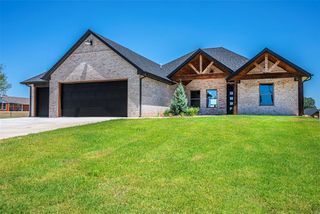 1109 Bridgeview Lane, Tuttle, OK 73089