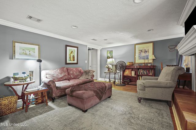6075 E Adams Street, Bay Saint Louis, MS 39520