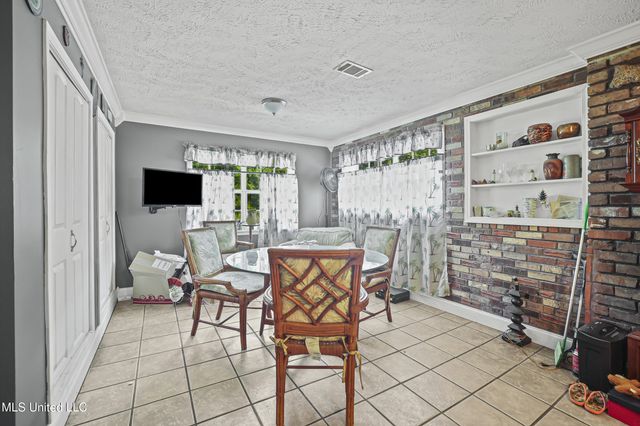 6075 E Adams Street, Bay Saint Louis, MS 39520
