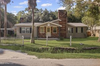 6075 E Adams Street, Bay Saint Louis, MS 39520