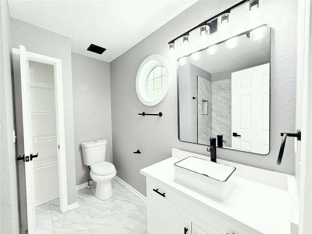 168 Brookview Drive, Riverdale, GA 30274