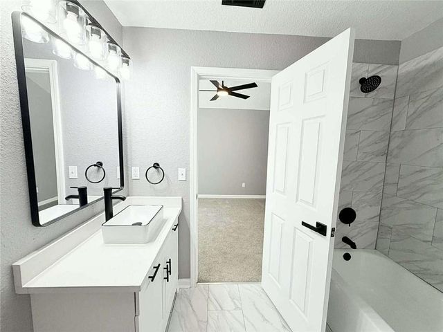 168 Brookview Drive, Riverdale, GA 30274