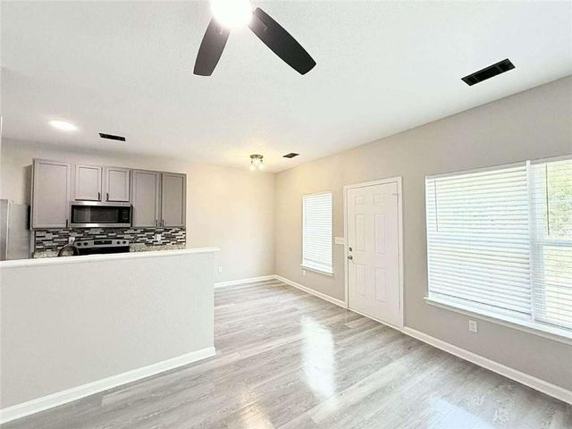 168 Brookview Drive, Riverdale, GA 30274